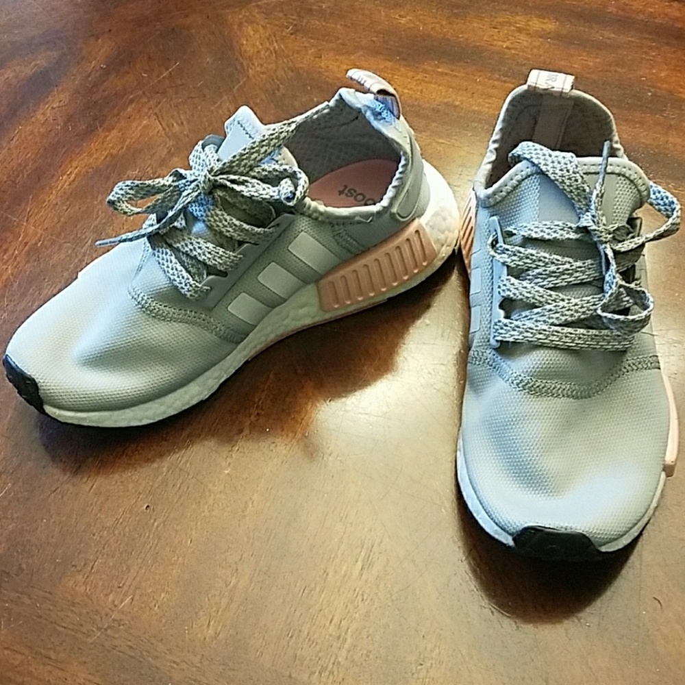 NMD R1